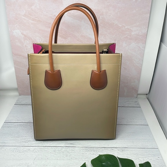 Coach Cashin Carry Tote 29 In Colorblock A13 - Picture 2 of 10